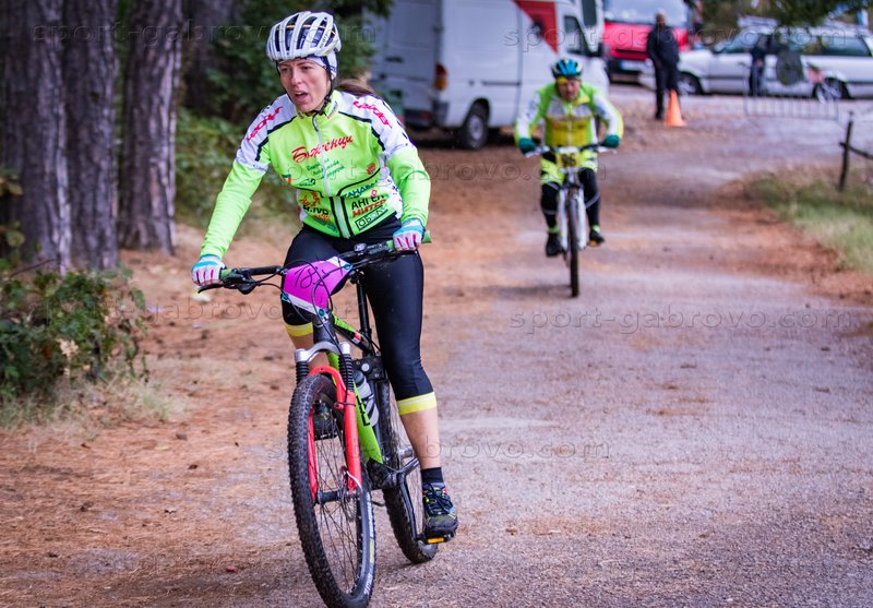 Жанет Митрева XCO 19