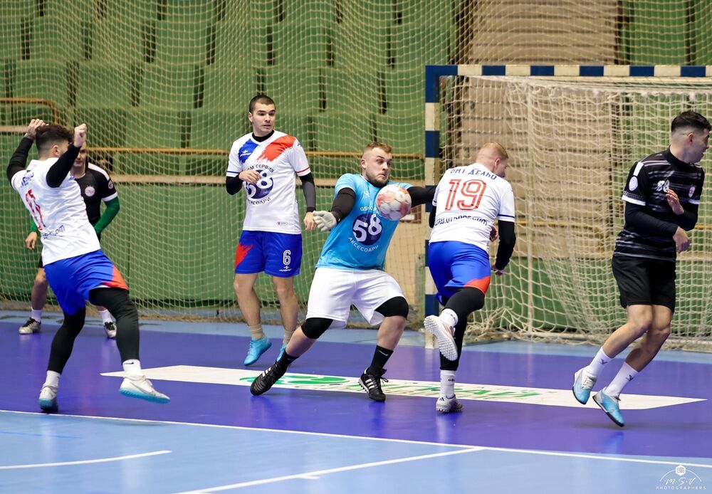 Ден2 4
